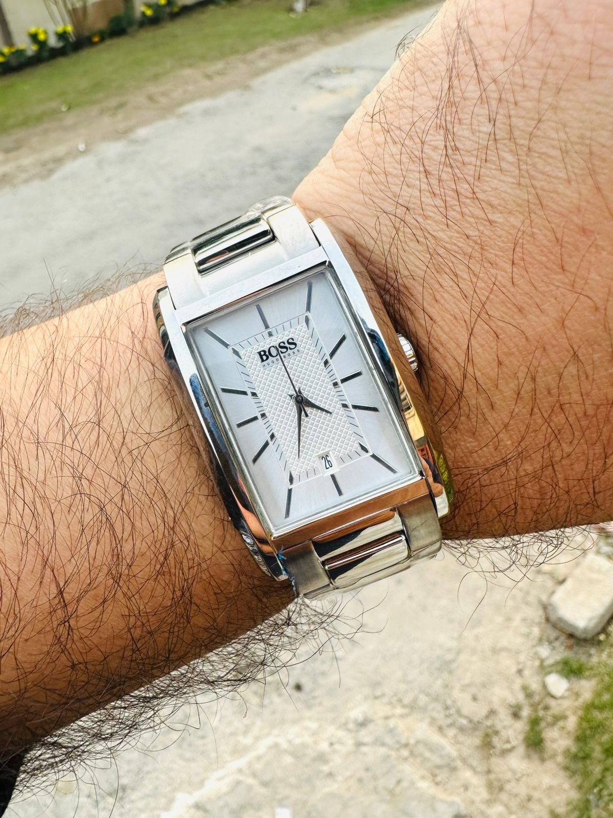 Hugo Boss Branded Tank shaped Watch - Image 10