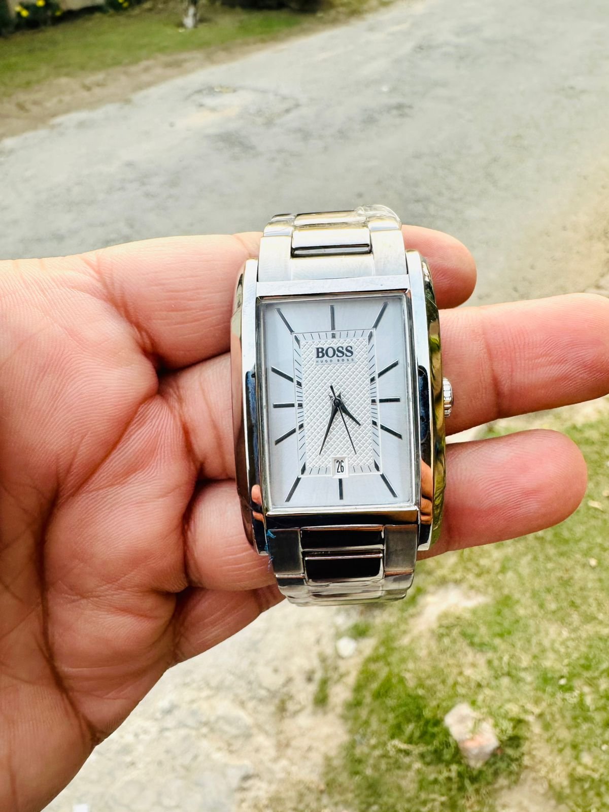 Hugo Boss Branded Tank shaped Watch - Image 8