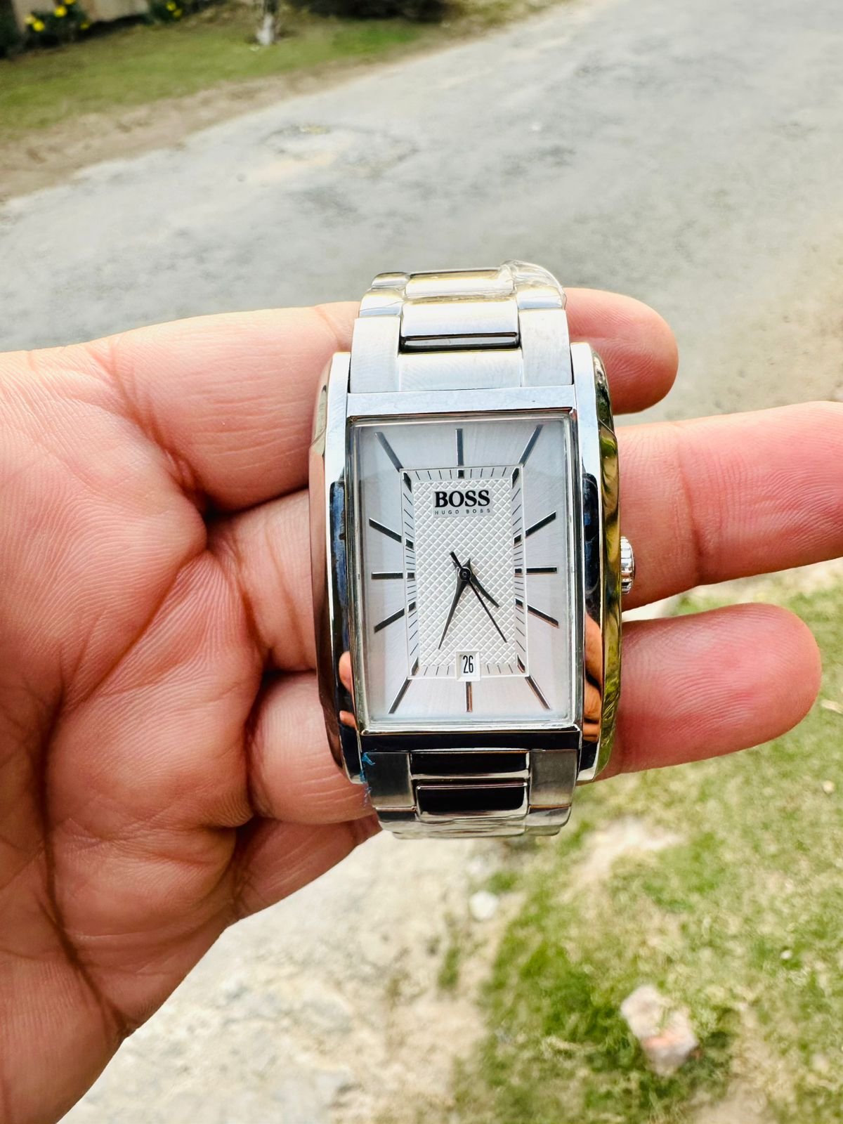 Hugo Boss Branded Tank shaped Watch - Image 7