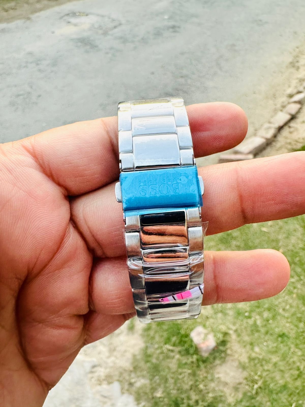 Hugo Boss Branded Tank shaped Watch - Image 4